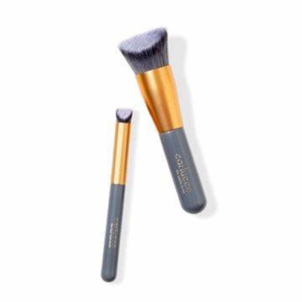 Carlucce Cosmetic‎ Brush Duo (Cache Cream Brush & Hush-Hush Brush) NEW